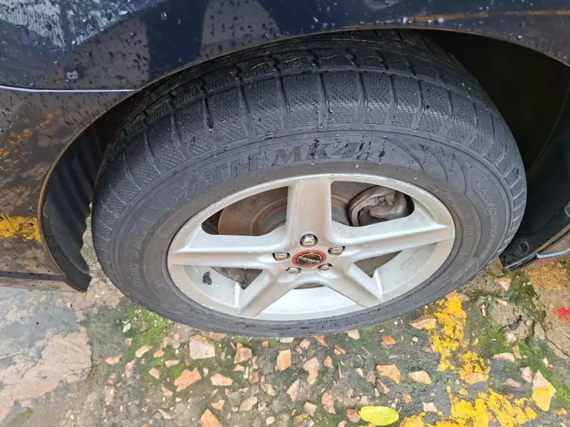 Subaru Outback   - 2012