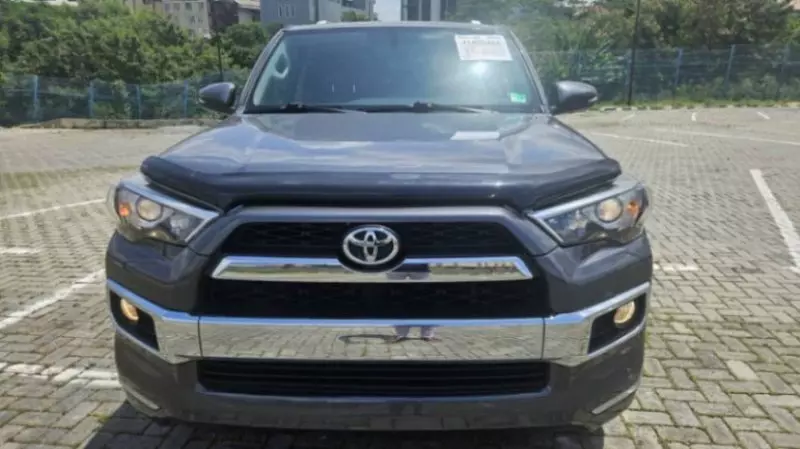 Toyota 4-Runner   - 2017