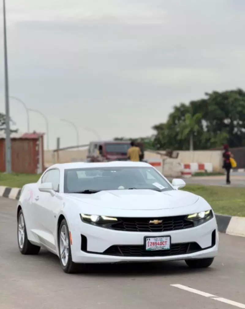Chevrolet Camaro - 2020