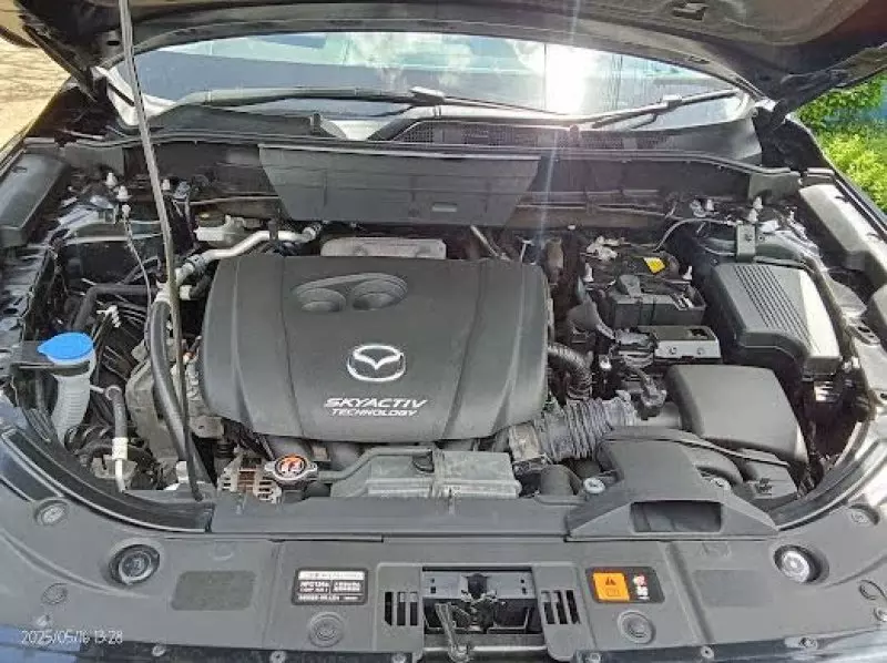 Toyota Camry - 2019