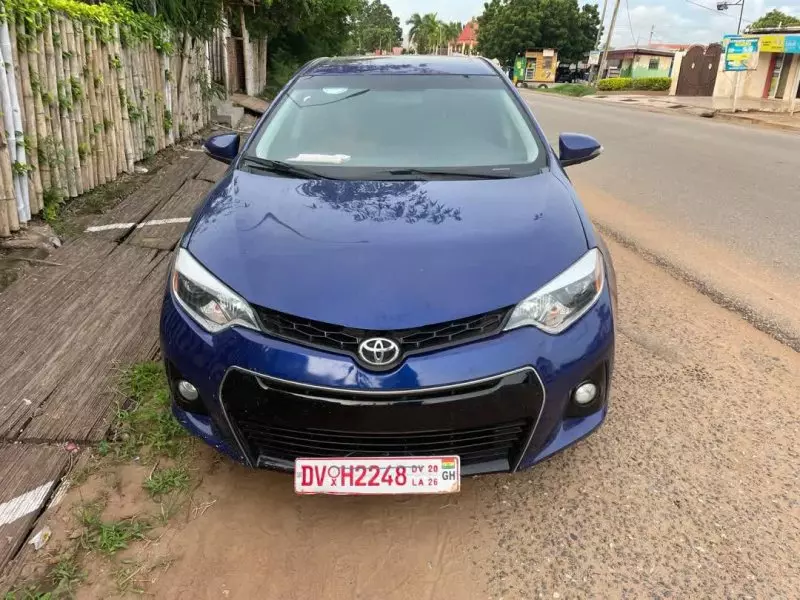 Toyota Corolla - 2015