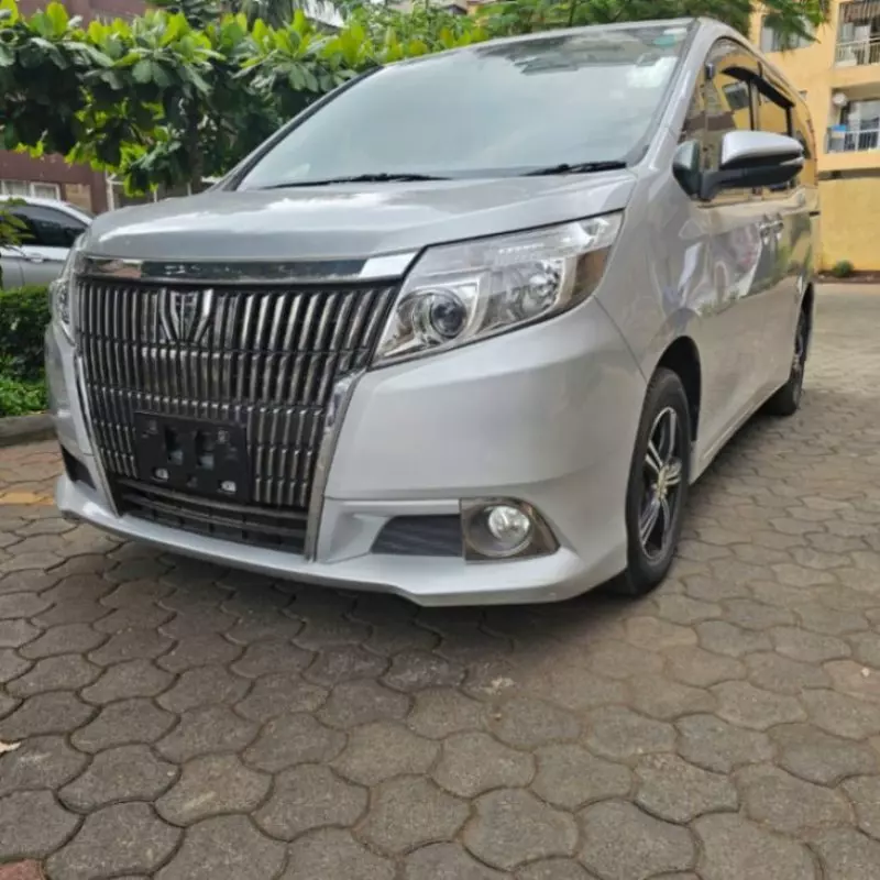 Toyota esquire   - 2016