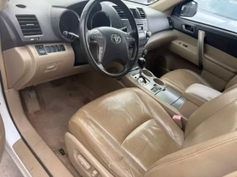 Toyota Highlander   - 2008