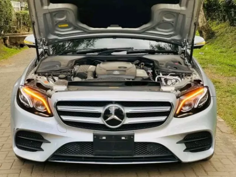 Mercedes-Benz E200   - 2017