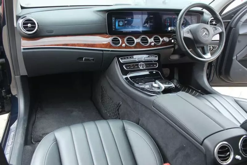 Mercedes-Benz E 400   - 2017