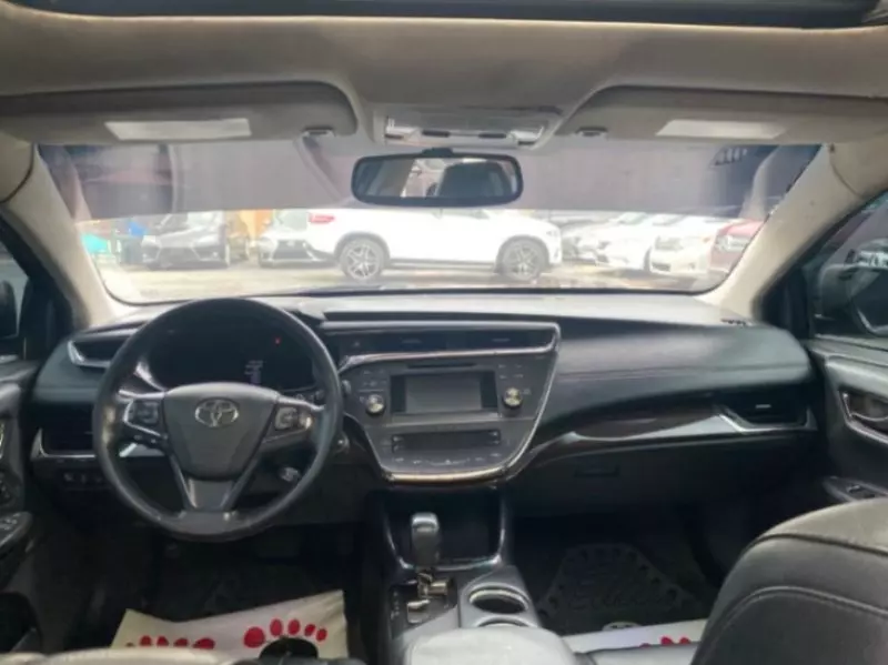 Toyota Avalon   - 2014