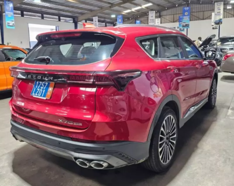 JETOUR X70 Plus   - 2023