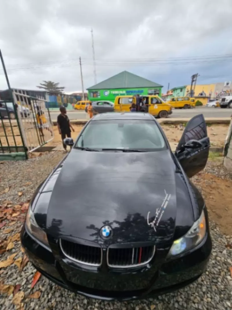BMW 328i   - 2008