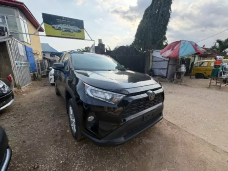TOYOTA RAV 4   - 2020