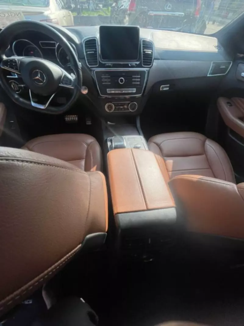 Mercedes-Benz GLE 450   - 2016