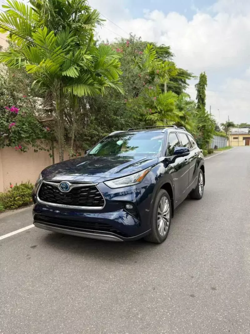 TOYOTA Highlander   - 2023
