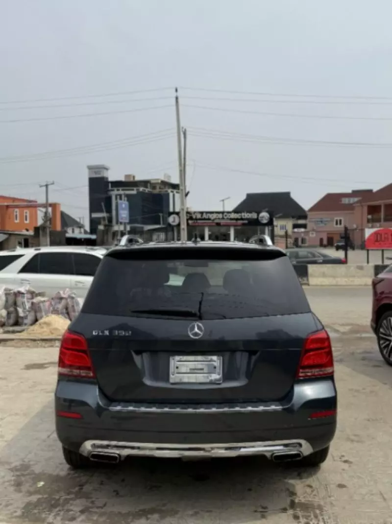 Mercedes-Benz GLK 350   - 2014