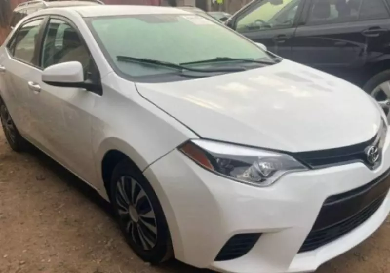 Toyota Corolla   - 2015
