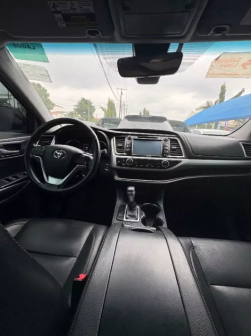 TOYOTA Highlander - 2019