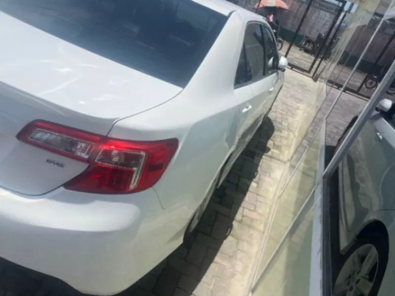 TOYOTA Camry   - 2013