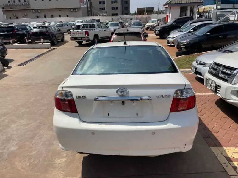 Toyota Vios   - 2010