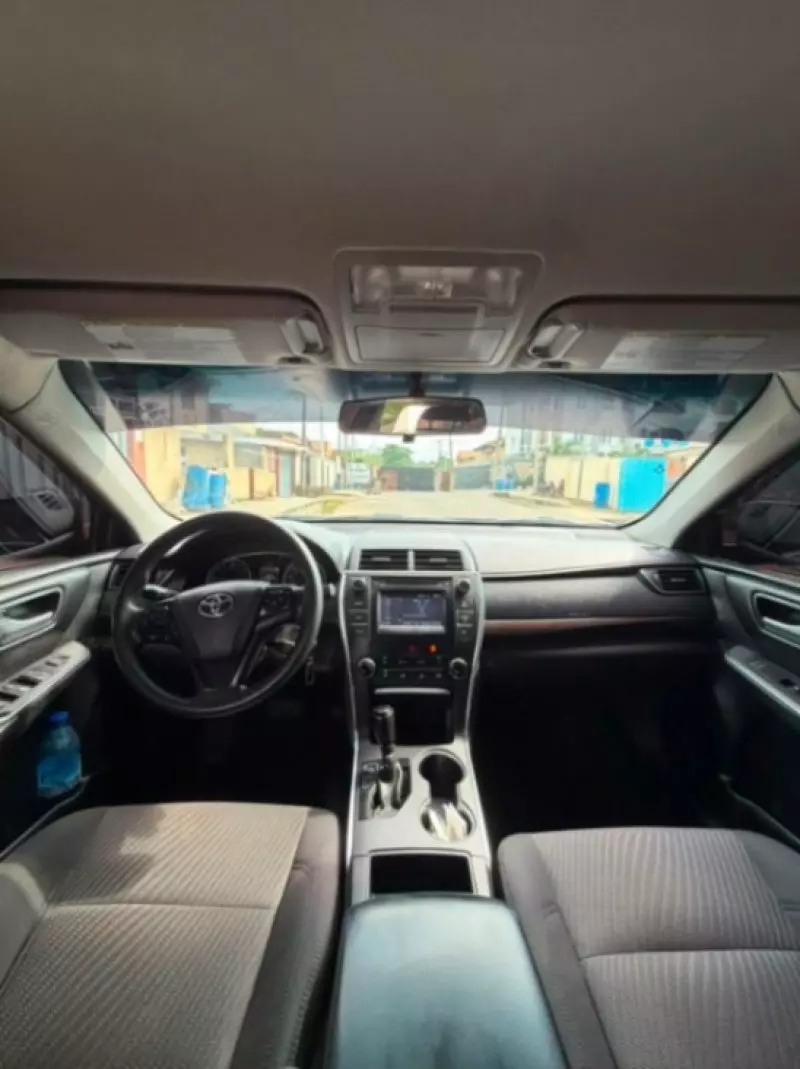 Toyota Camry   - 2016
