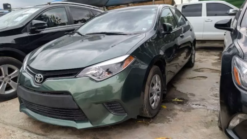 Toyota Corolla - 2015