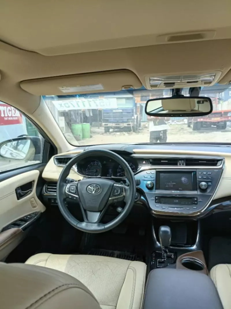 TOYOTA Avalon   - 2014
