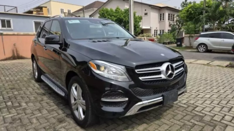 Mercedes-Benz GLE 350 - 2016