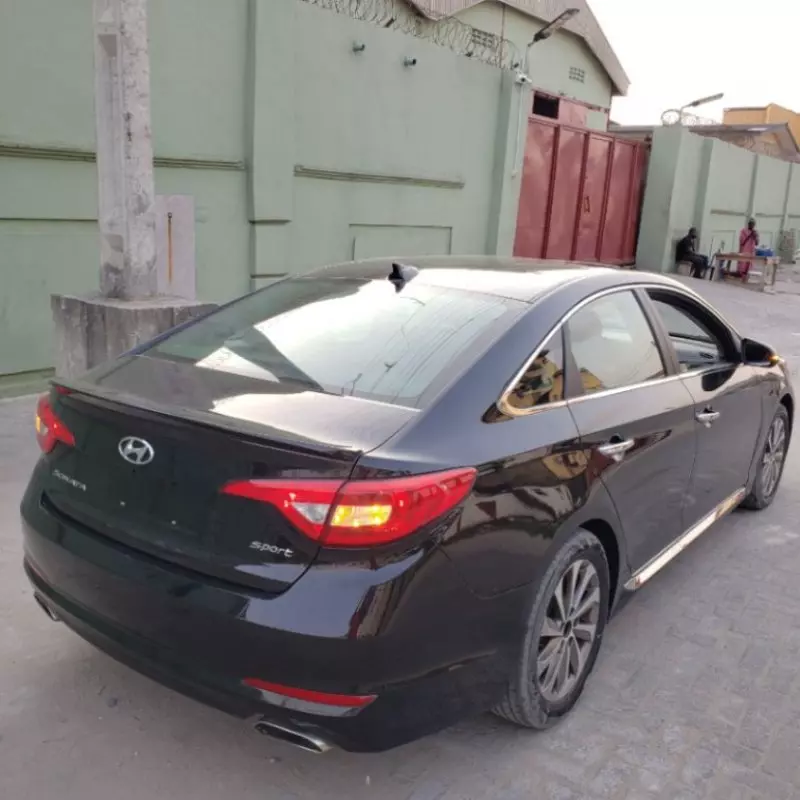 Hyundai Sonata   - 2017