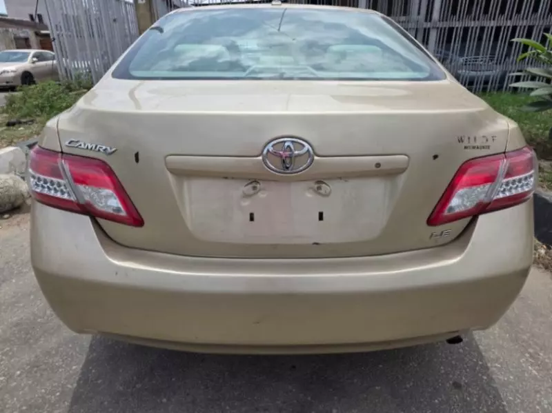 TOYOTA Camry   - 2011