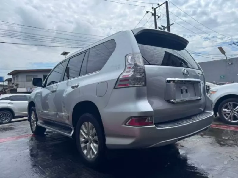 Lexus GX   - 2015