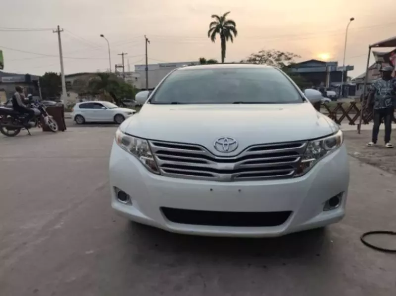 Toyota Venza   - 2010