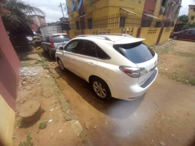 Lexus RX 350   - 2010