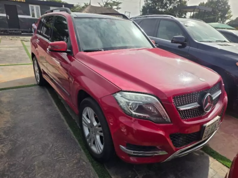 Mercedes-Benz GLK 350   - 2013