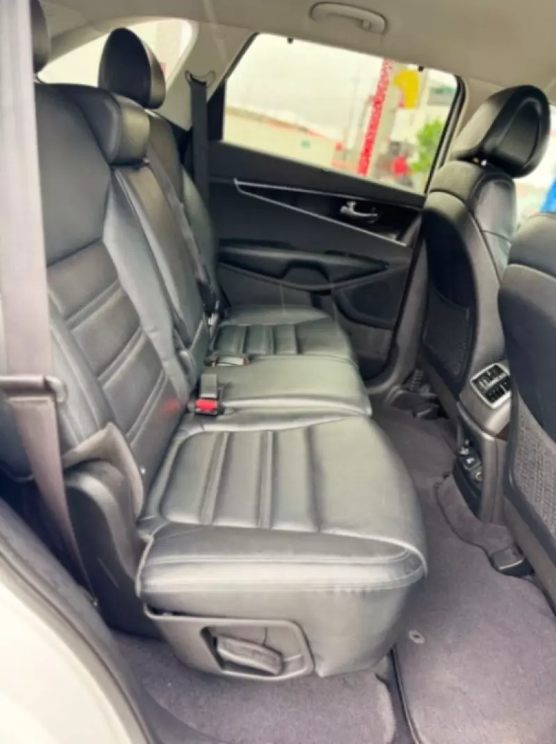 KIA Sorento   - 2017