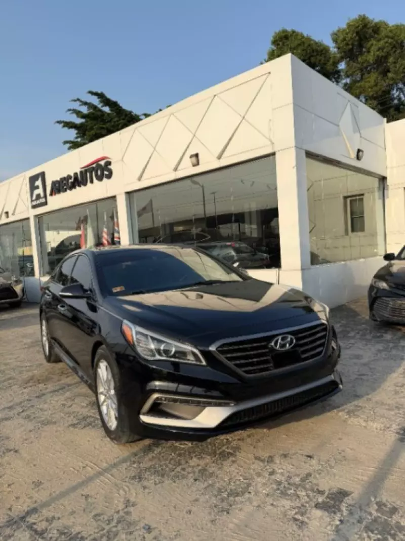 Hyundai Sonata   - 2015