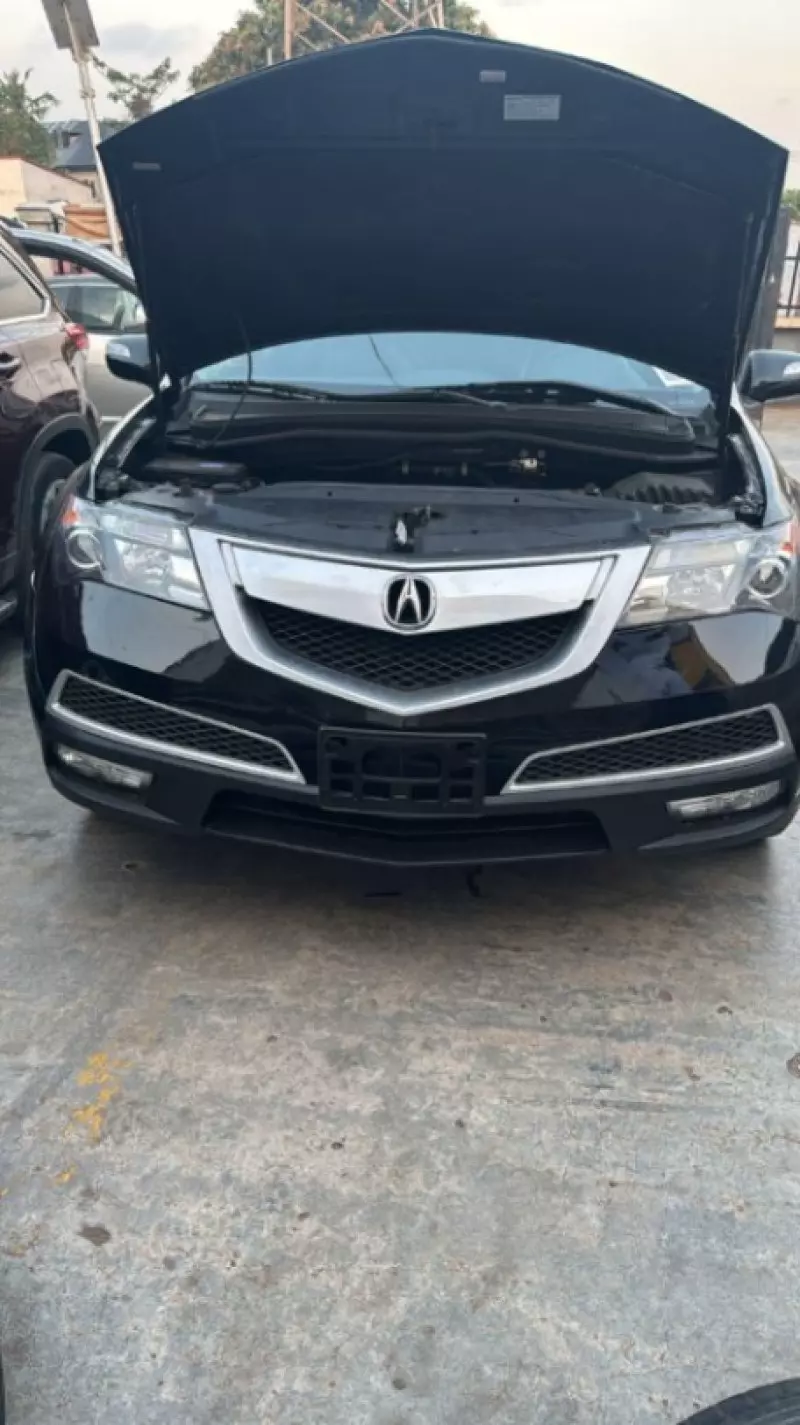 Acura MDX   - 2010