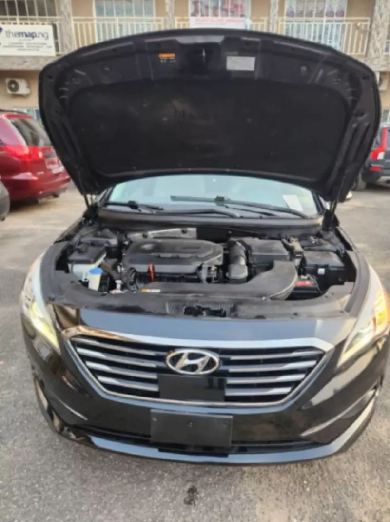 Hyundai Sonata   - 2015