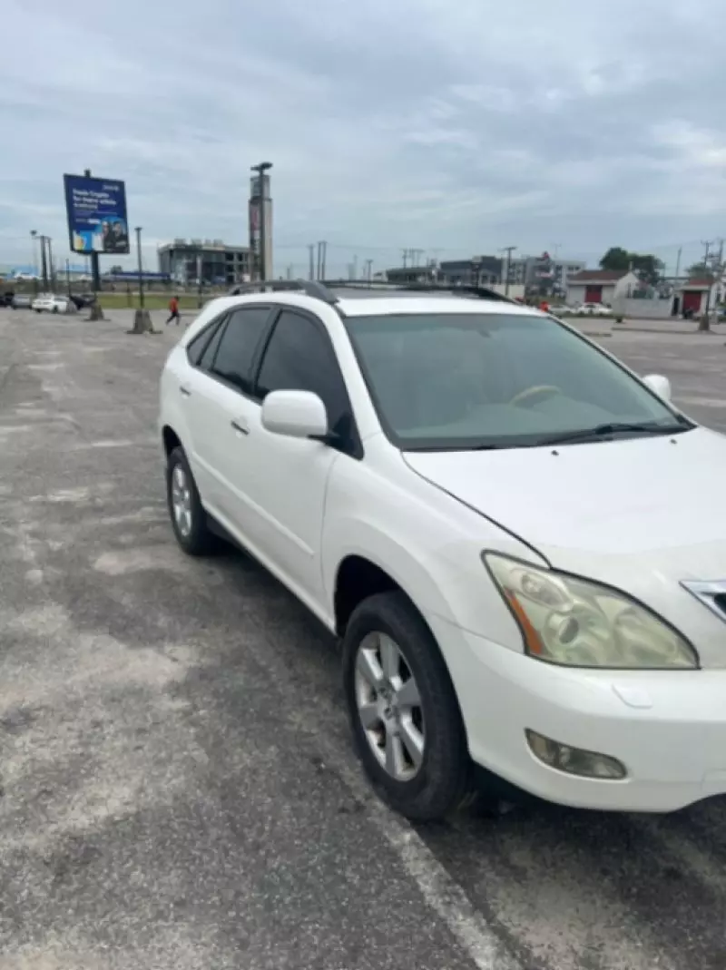 Lexus RX   - 2009