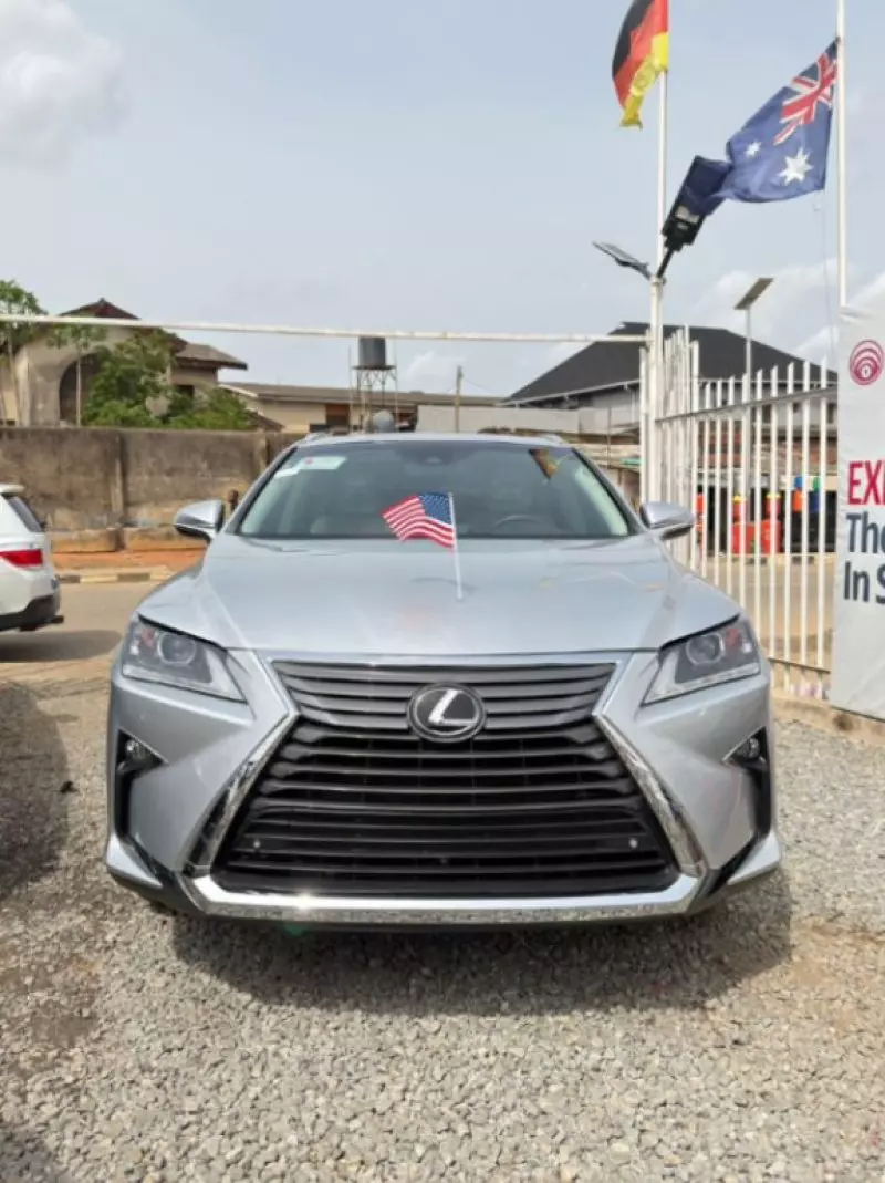 Lexus RX   - 2017