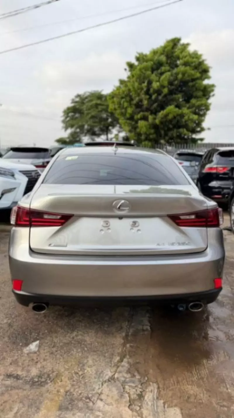 Lexus IS 250 - 2015