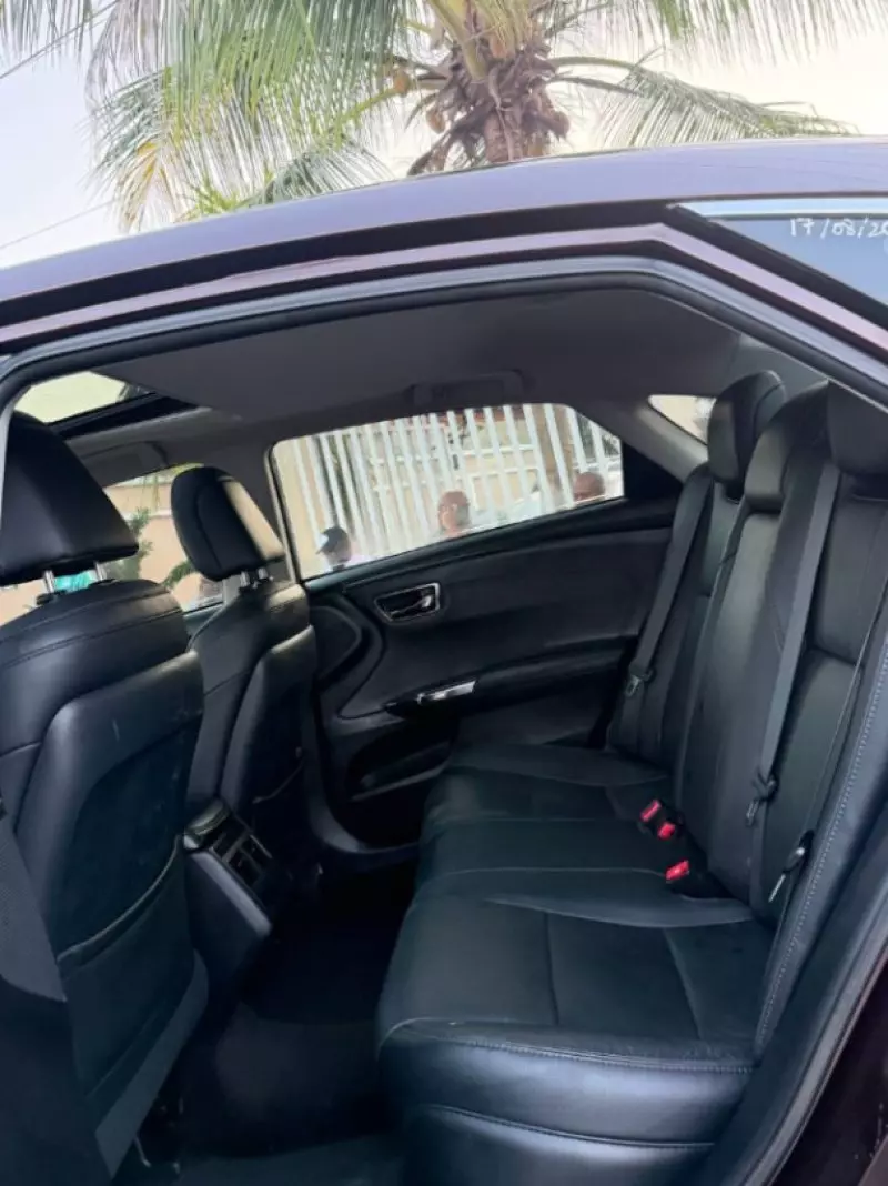 TOYOTA Avalon - 2014