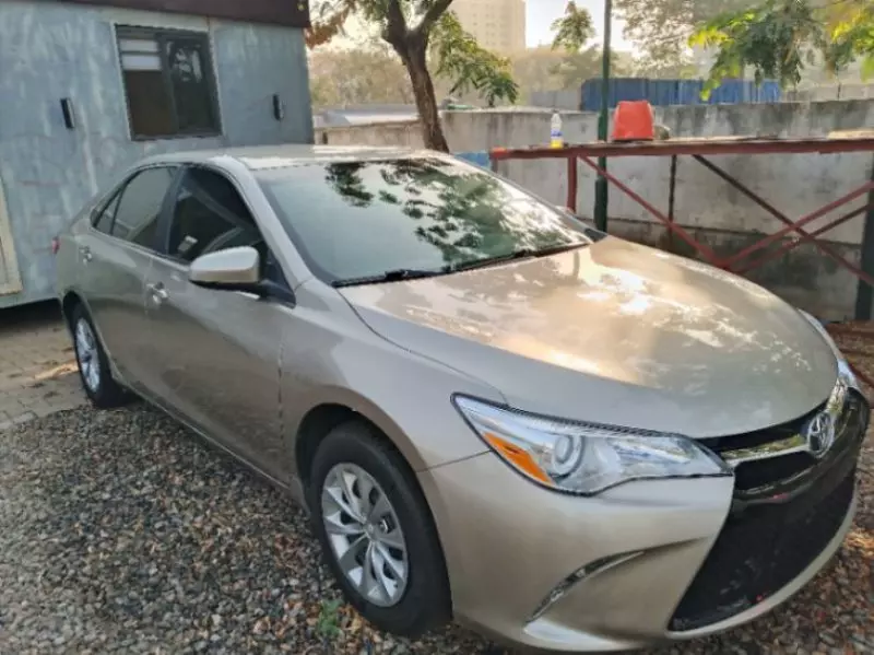 Toyota Camry   - 2015
