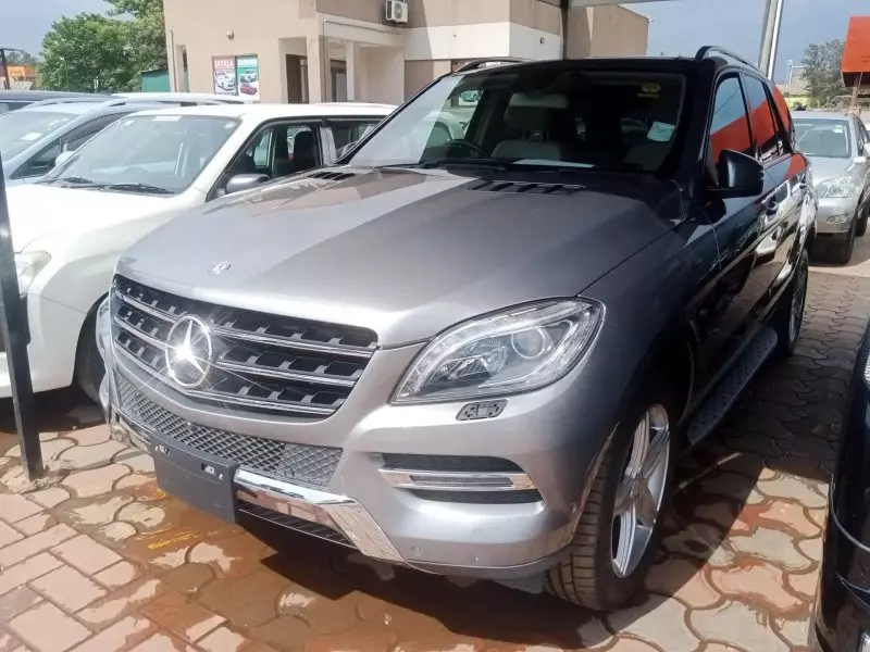 Mercedes-Benz ML 350   - 2013