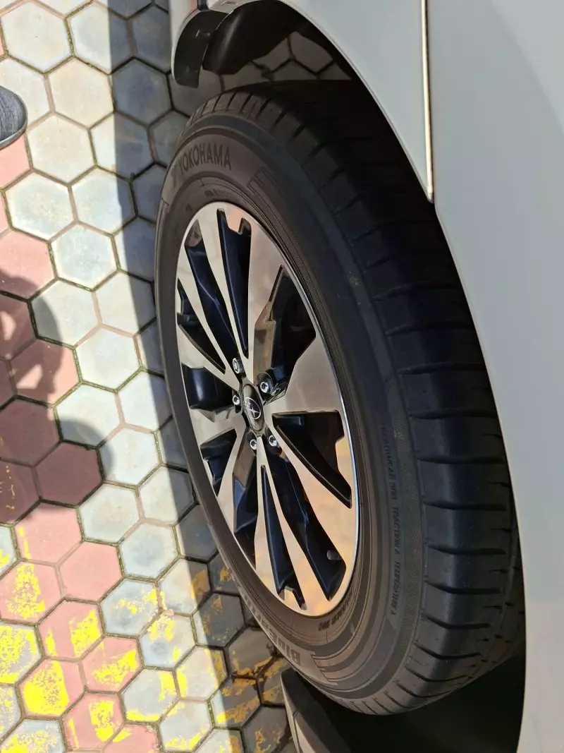 Subaru Outback   - 2016