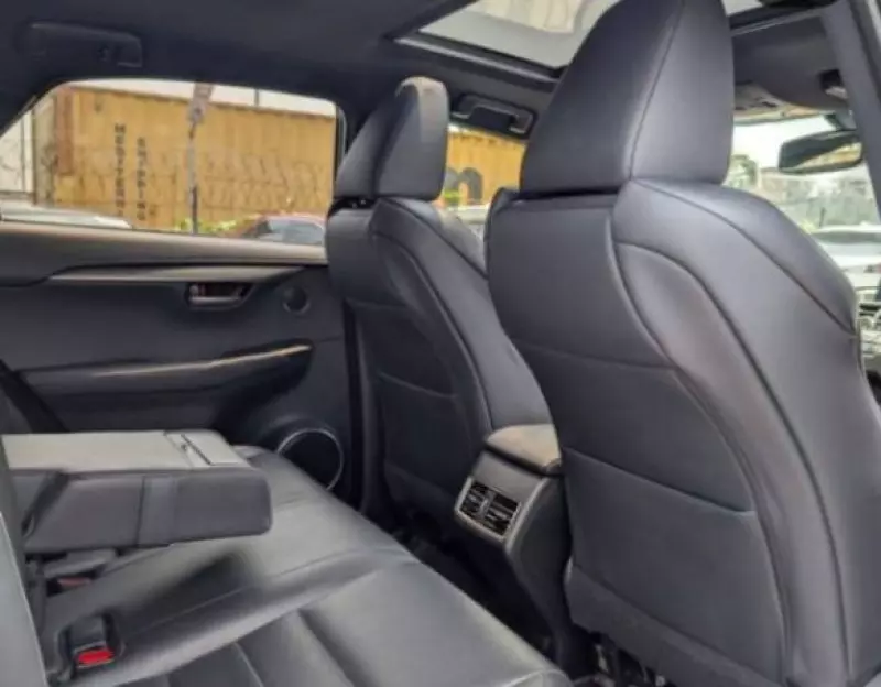 Lexus NX 200   - 2017