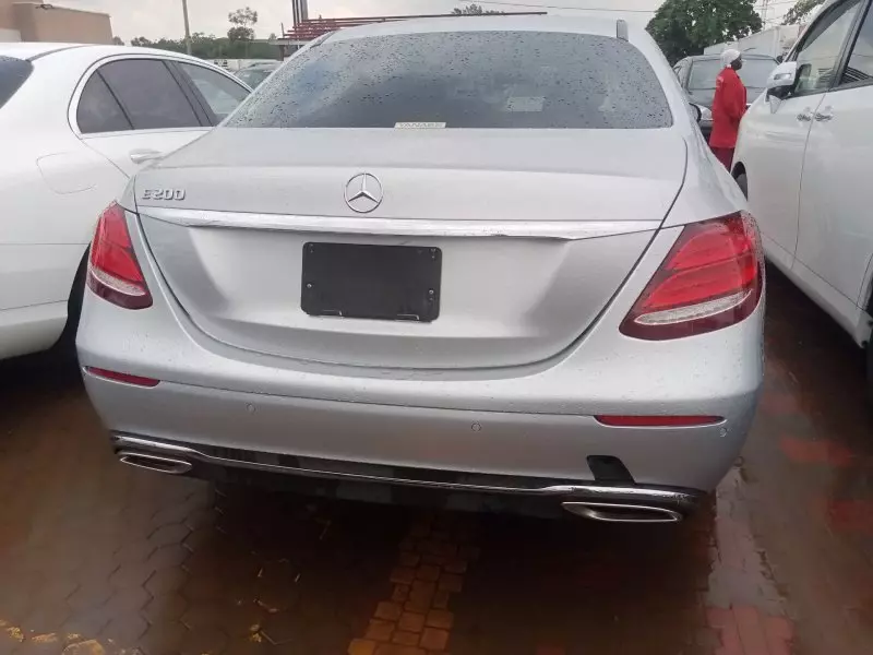 Mercedes-Benz E 200   - 2016