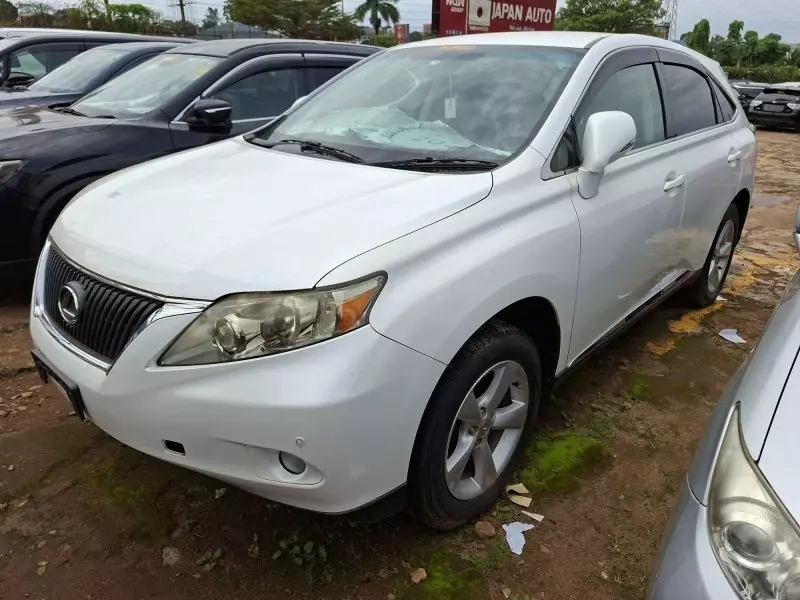 Toyota Lexus RX 270 - 2011