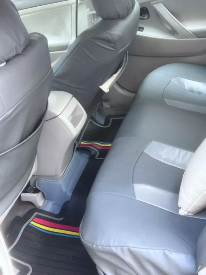 Toyota Camry   - 2009