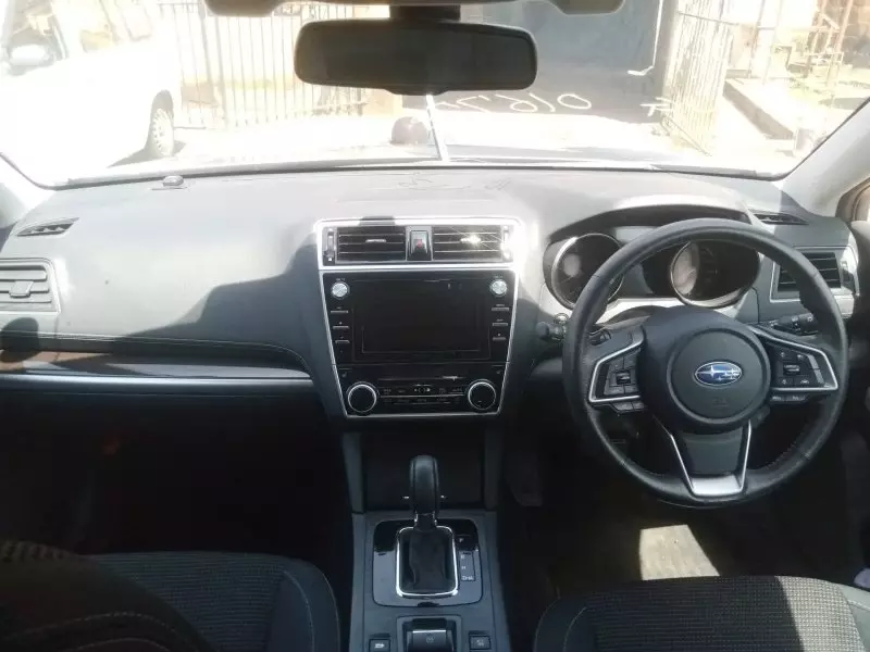 Subaru Legacy B4   - 2017