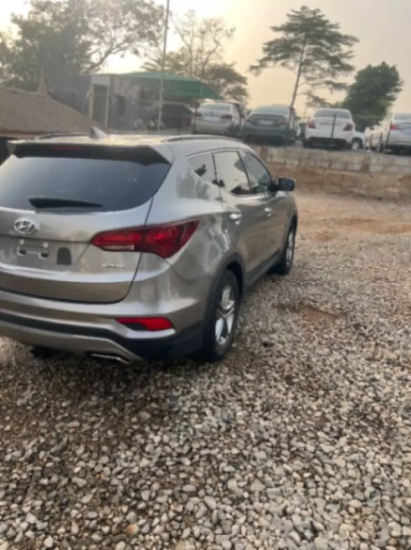 Hyundai Santa Fe Sport   - 2017