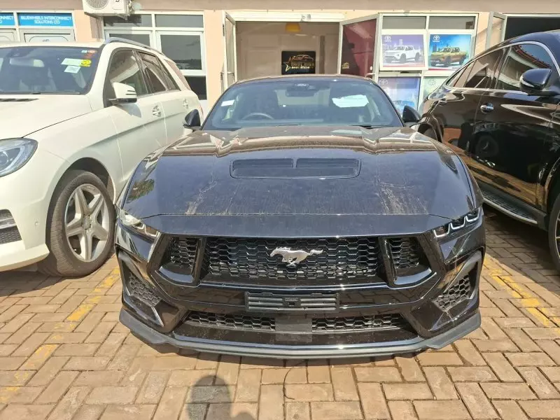 Ford Mustang   - 2024