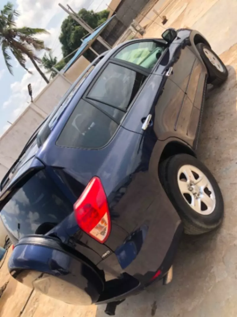 Toyota RAV4   - 2006