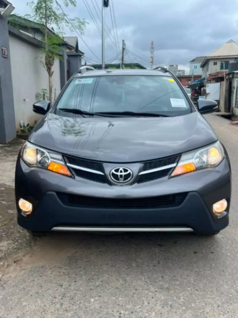 TOYOTA Rav4 - 2013